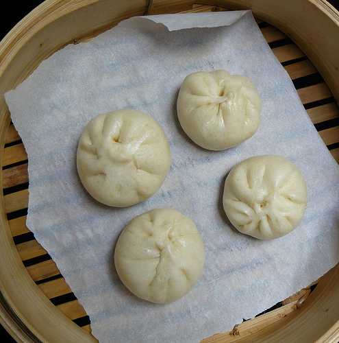 Steamed Chicken and Shiitake Mushroom Bun Recipe