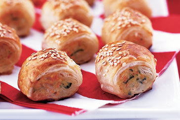 Healthy chicken & vegetable sausage rolls